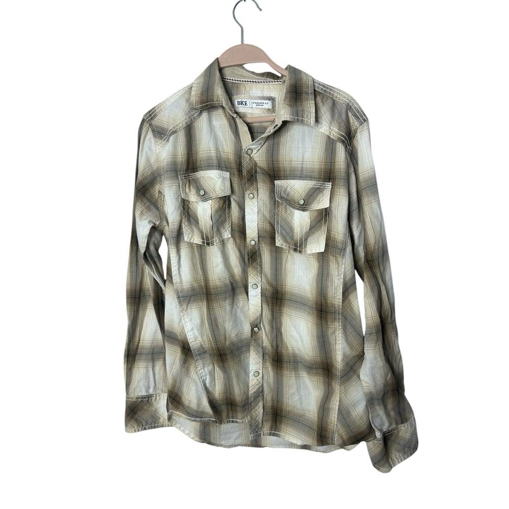BKE Standard Fit Medium tan/brown plaid pearl snap button front shirt mens